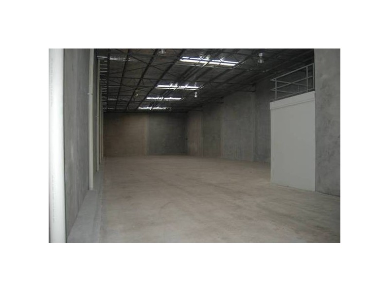 2/919 Hammond Road, Cockburn Central WA 6164