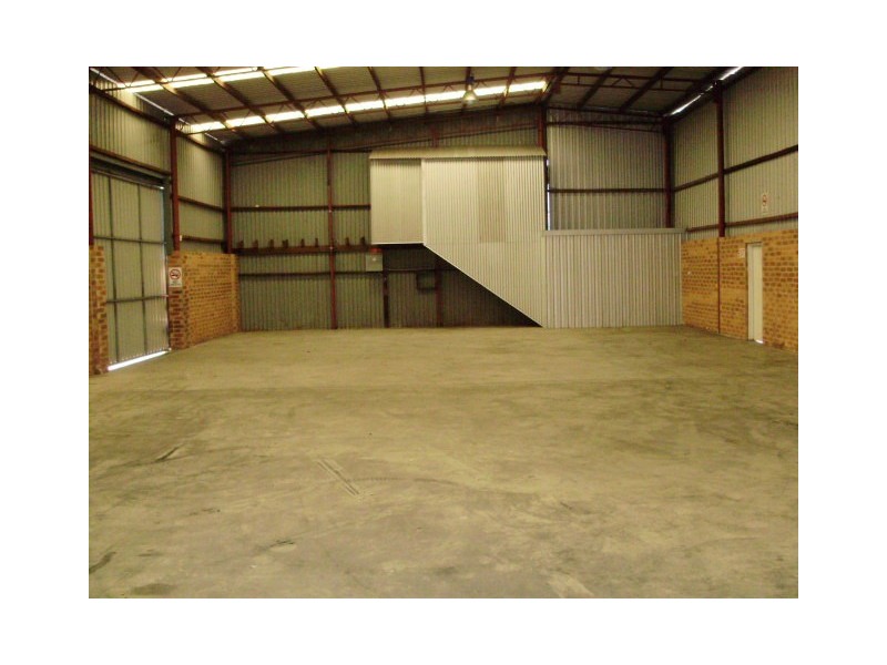 6/279 Treasure Road, Welshpool WA 6106