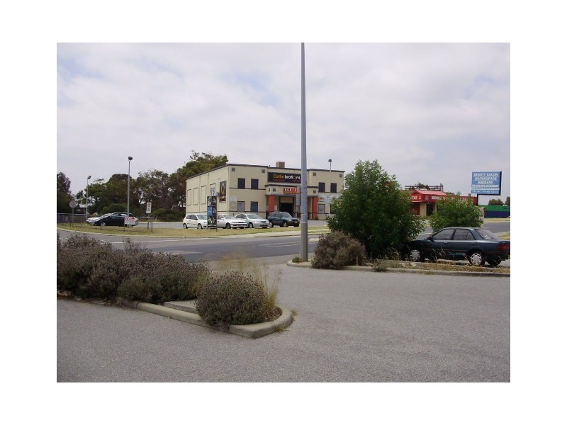 2/17 Chesterfield Road, Mirrabooka WA 6061