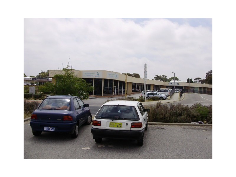 2/17 Chesterfield Road, Mirrabooka WA 6061