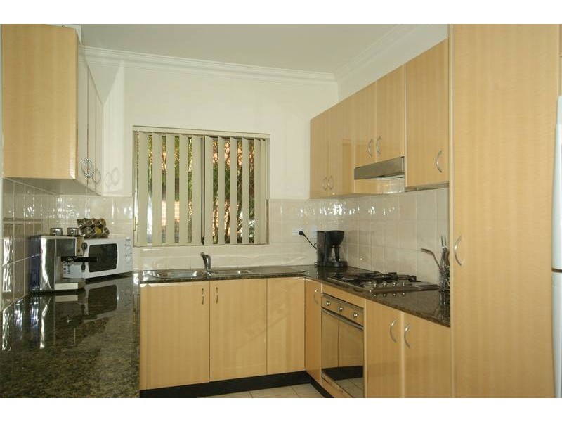 2/18-20 Terry Rd, Eastwood NSW 2122