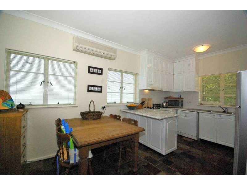 104 Shaftsbury Rd, Denistone West NSW 2114