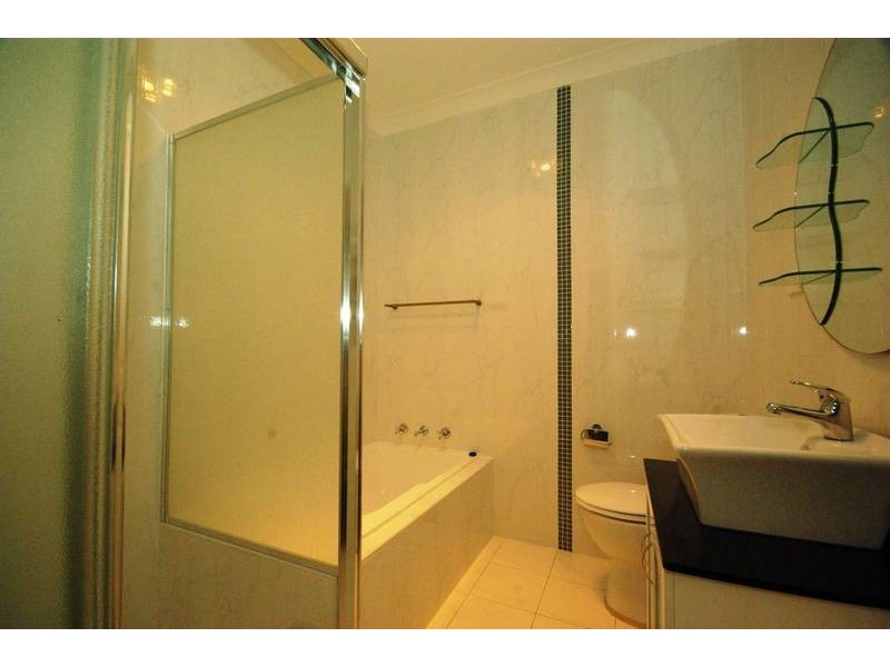 3/2 Clanwilliam St, Eastwood NSW 2122