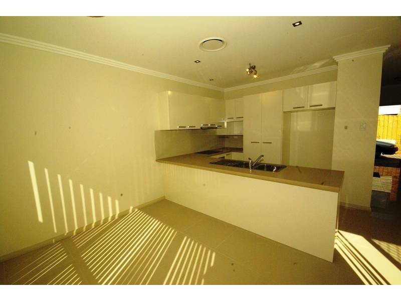 2/57 Brush Rd, Eastwood NSW 2122