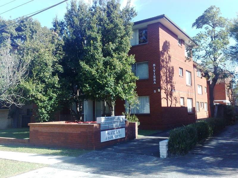 1/5 Bank St, Meadowbank NSW 2114