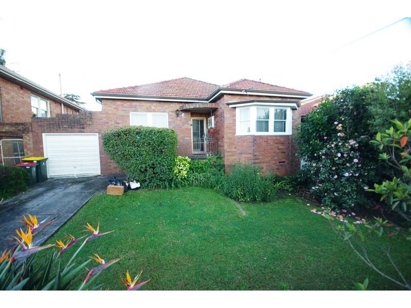 5 Mimos St, West Ryde NSW 2114