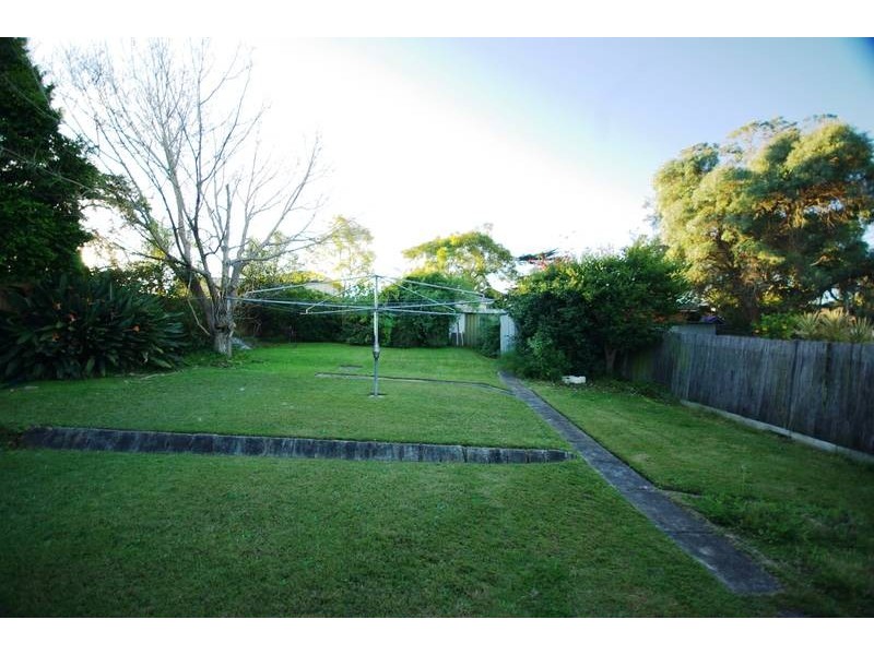 5 Mimos St, West Ryde NSW 2114