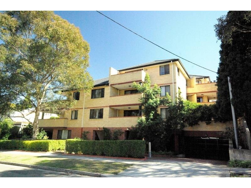 8/27 Station St, West Ryde NSW 2114