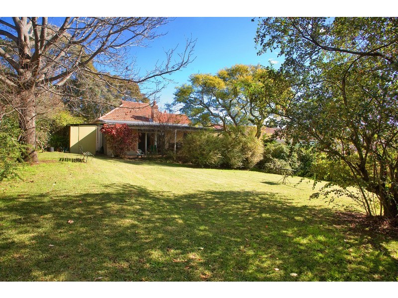 12a Darvall Rd, Eastwood NSW 2122