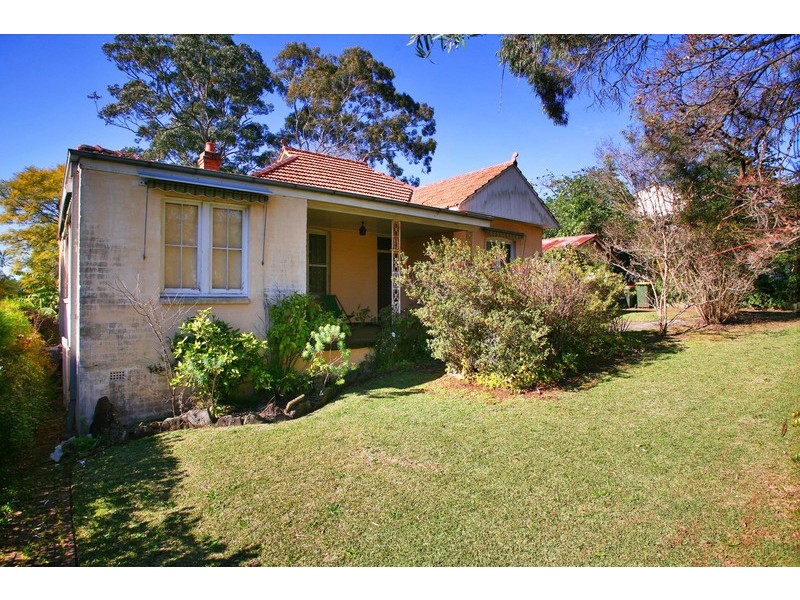 12a Darvall Rd, Eastwood NSW 2122