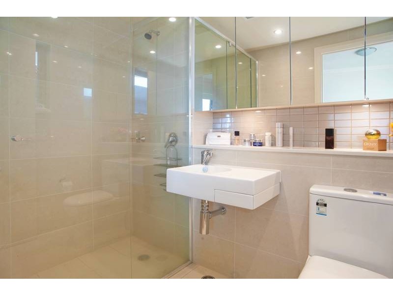 27/13 Bay Drive, Meadowbank NSW 2114