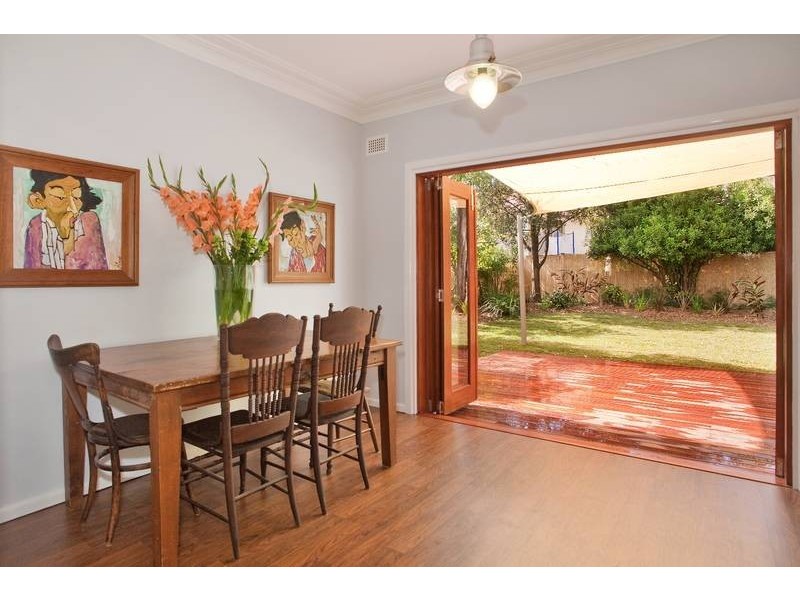 2 Glenayr Avenue, Denistone West NSW 2114