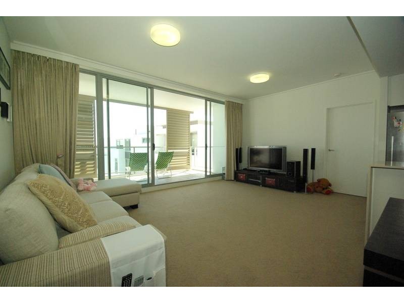 603/14 Shoreline Drive, Rhodes NSW 2138