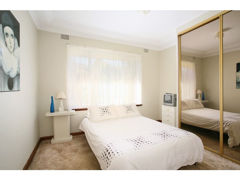 10 Jayne St, West Ryde NSW 2114