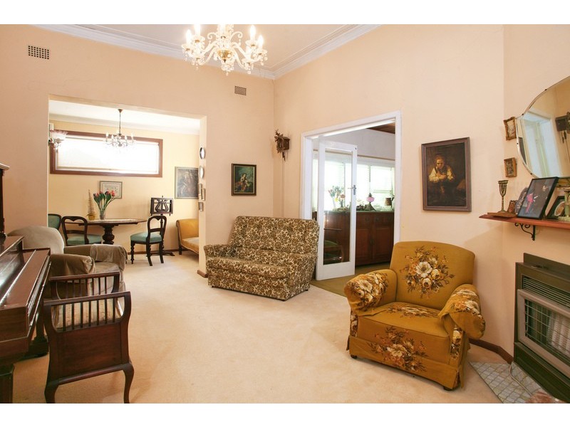 12 Darvall Road, Eastwood NSW 2122