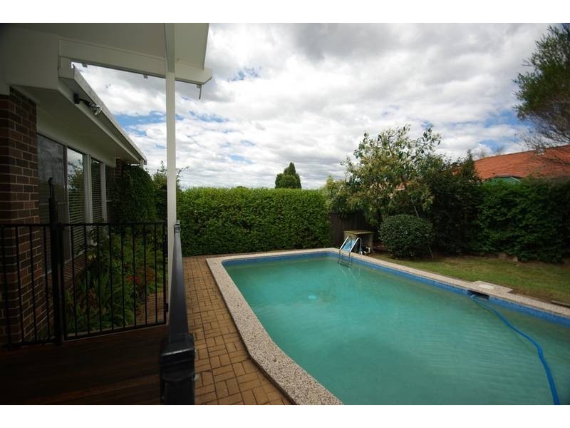 15 Delaware Road, Ermington NSW 2115