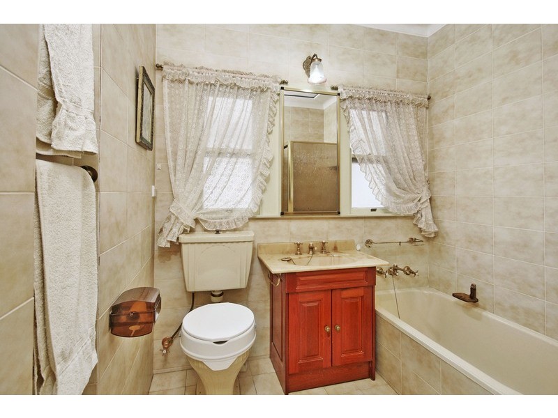 6 Hockley Road, Eastwood NSW 2122