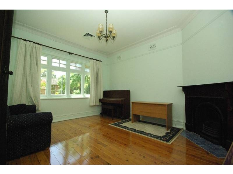 154 Shaftsbury Road, Eastwood NSW 2122