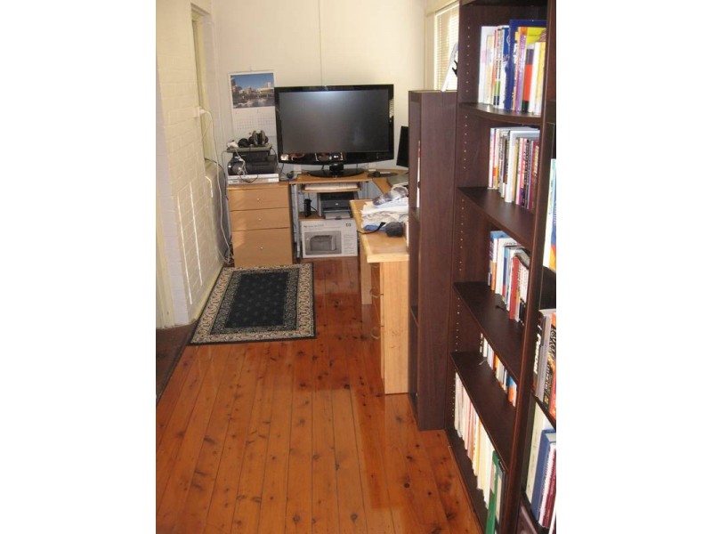 6 Maling Ave, Ermington NSW 2115