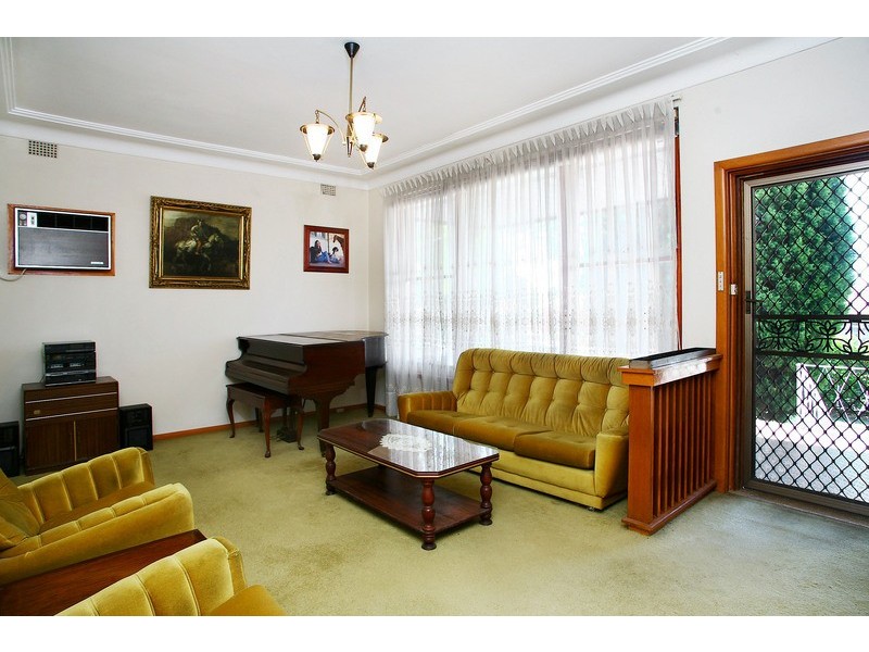 11 Ferrabetta St, Eastwood NSW 2122