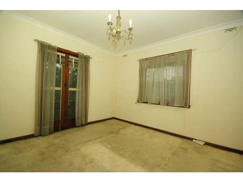 76 Chatham Rd, Denistone NSW 2114