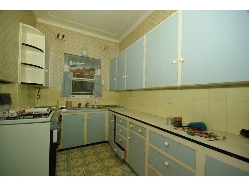 76 Chatham Rd, Denistone NSW 2114