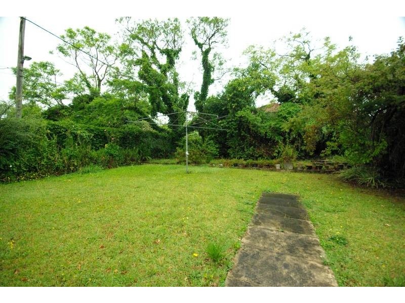 76 Chatham Rd, Denistone NSW 2114