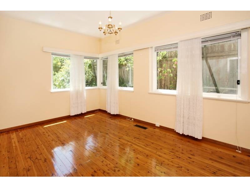 40 East Parade, Eastwood NSW 2122