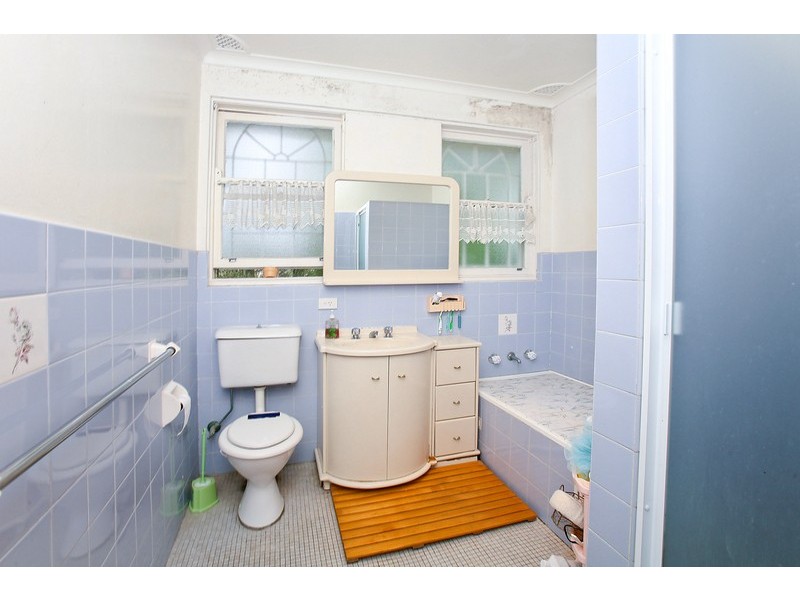 21a Trelawney St, Eastwood NSW 2122