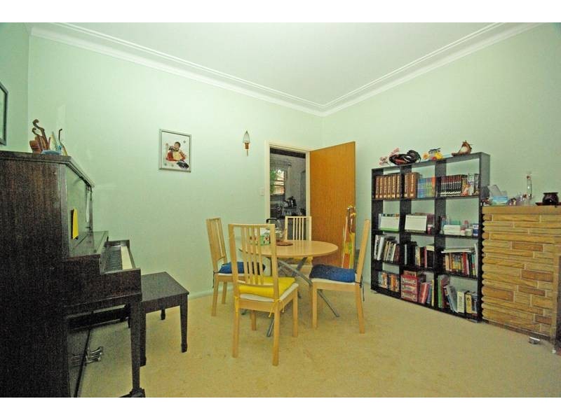 2/23 Gordon Street, Eastwood NSW 2122