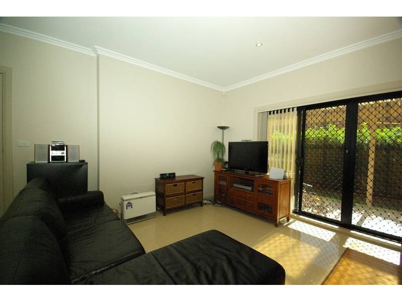 2/1 Bellamy Street, Eastwood NSW 2122