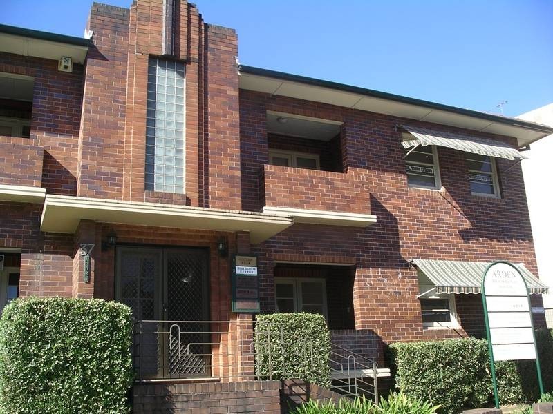 2/37 Railway Pde, Eastwood NSW 2122