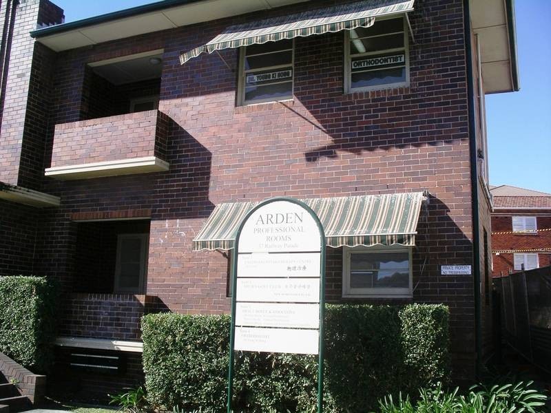 2/37 Railway Pde, Eastwood NSW 2122