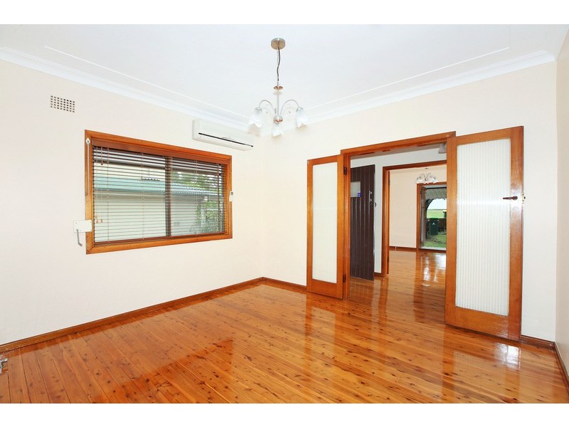 30 Russell St, Denistone East NSW 2112