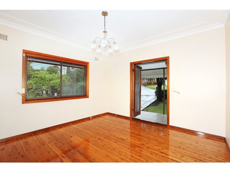 30 Russell St, Denistone East NSW 2112