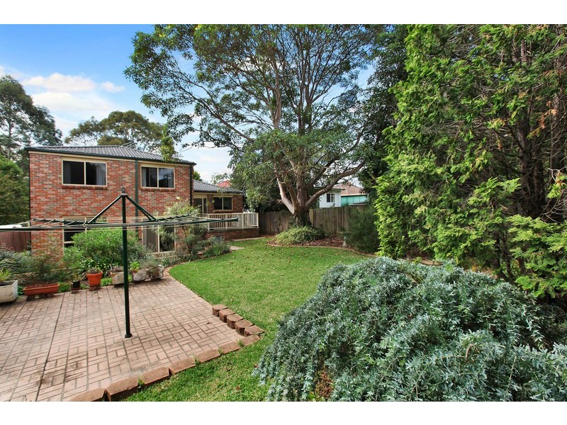 13 Hockley Rd, Eastwood NSW 2122
