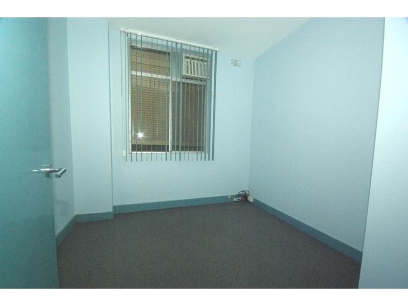 1/18 Rowe St, Eastwood NSW 2122