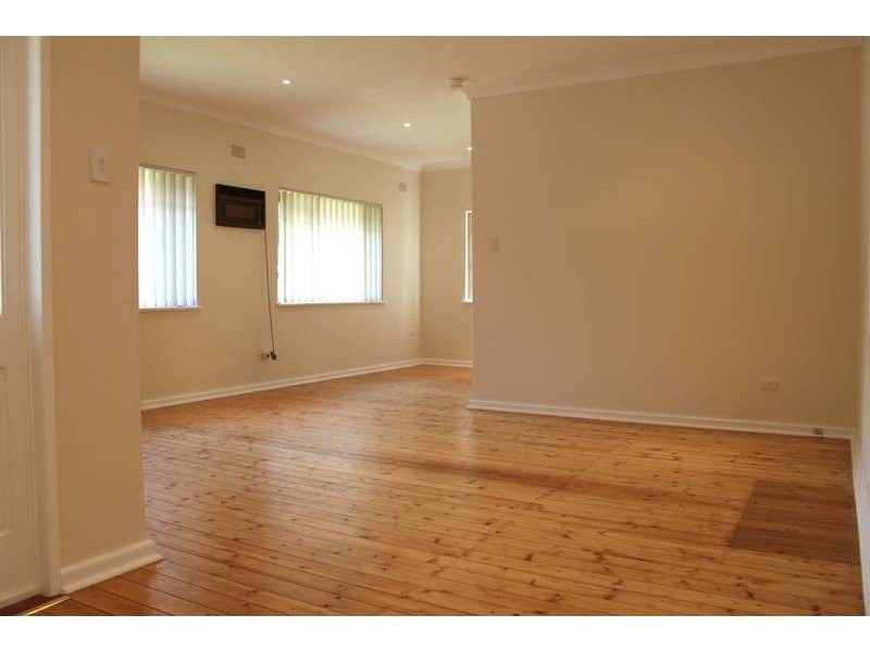 1 Allars St, Denistone West NSW 2114