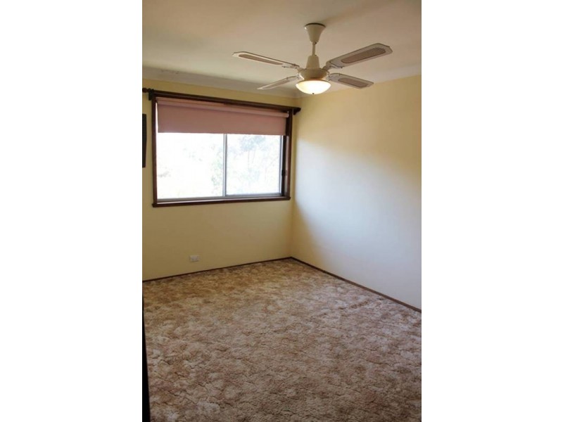 1 Stratford Ave, Denistone NSW 2114