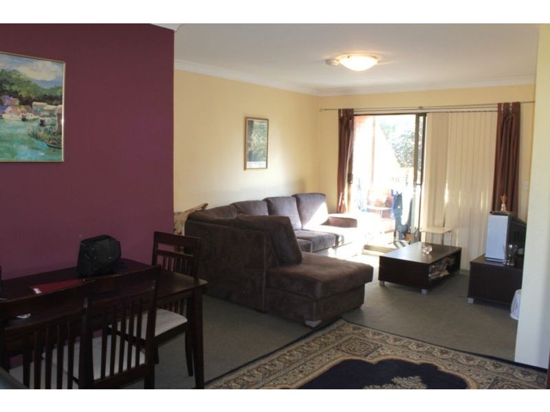 8/30-32 Doomben Ave, Eastwood NSW 2122