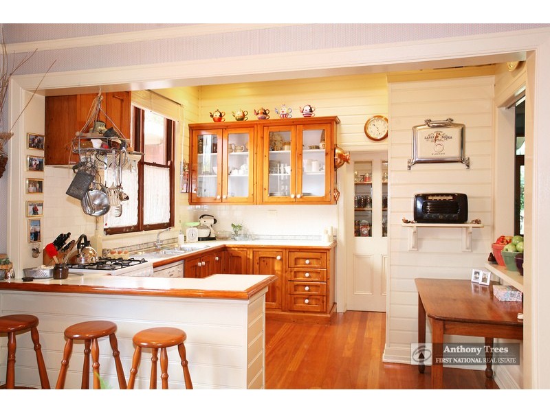 27 Alexandria Ave, Eastwood NSW 2122