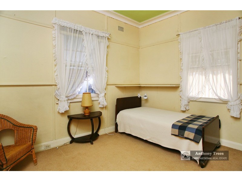 75 Lovell Road, Eastwood NSW 2122