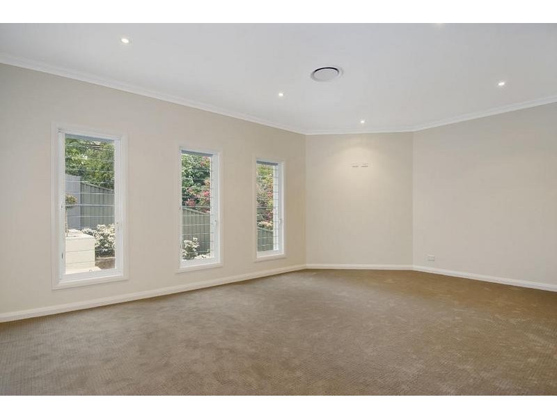 10 Brigadoon Court, Epping NSW 2121