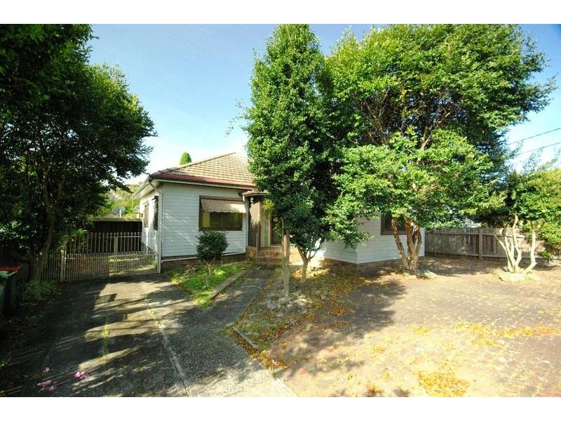 10 Johnston Rd, Eastwood NSW 2122