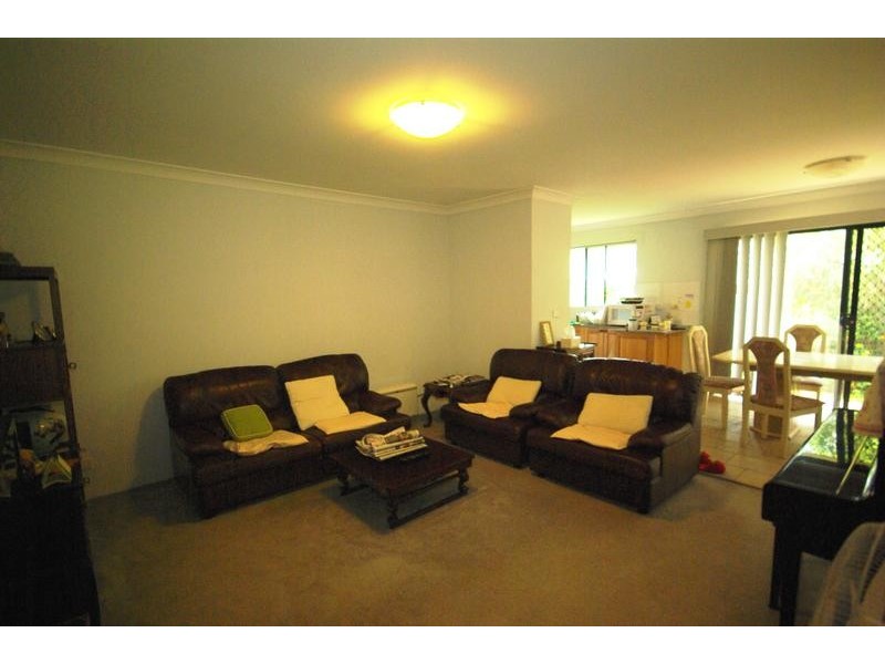 2/69 Terry Road, Eastwood NSW 2122