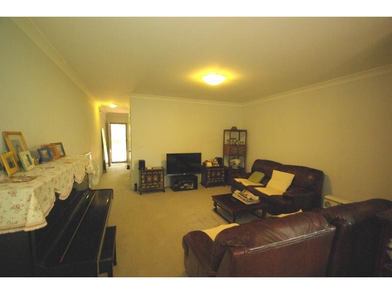 2/69 Terry Road, Eastwood NSW 2122