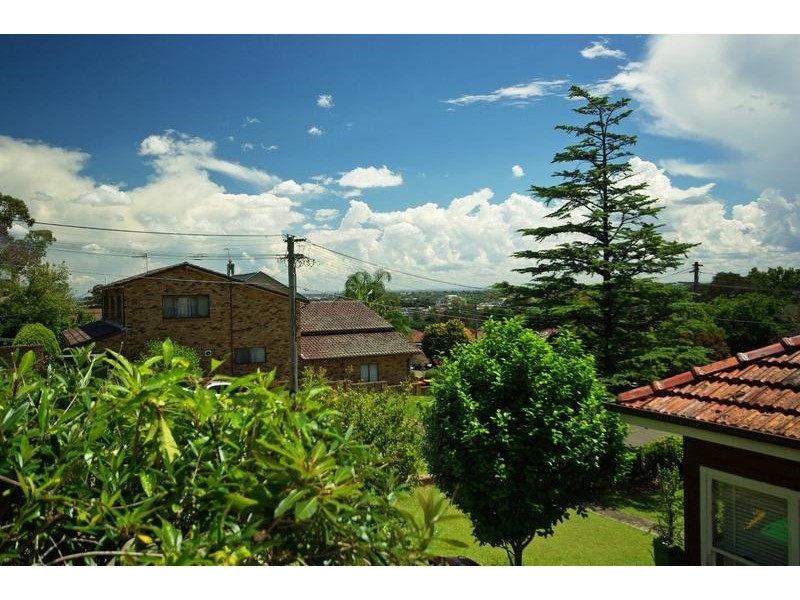 7 Mount St, West Ryde NSW 2114