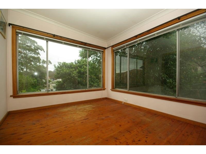 7 Mount St, West Ryde NSW 2114