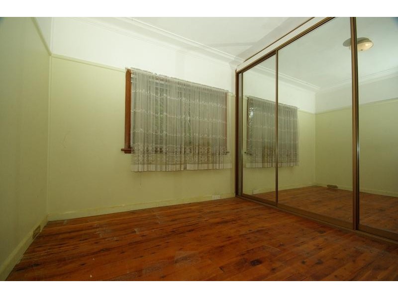 7 Mount St, West Ryde NSW 2114