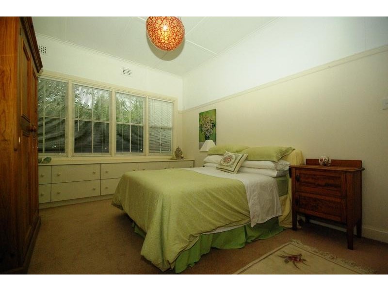 28 Alexandria Ave, Eastwood NSW 2122